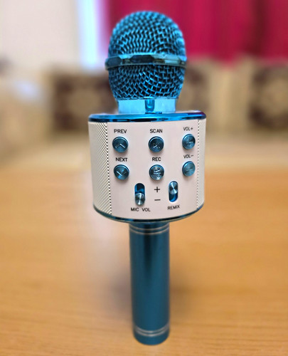 Handheld karaoke microphone - karaoke,